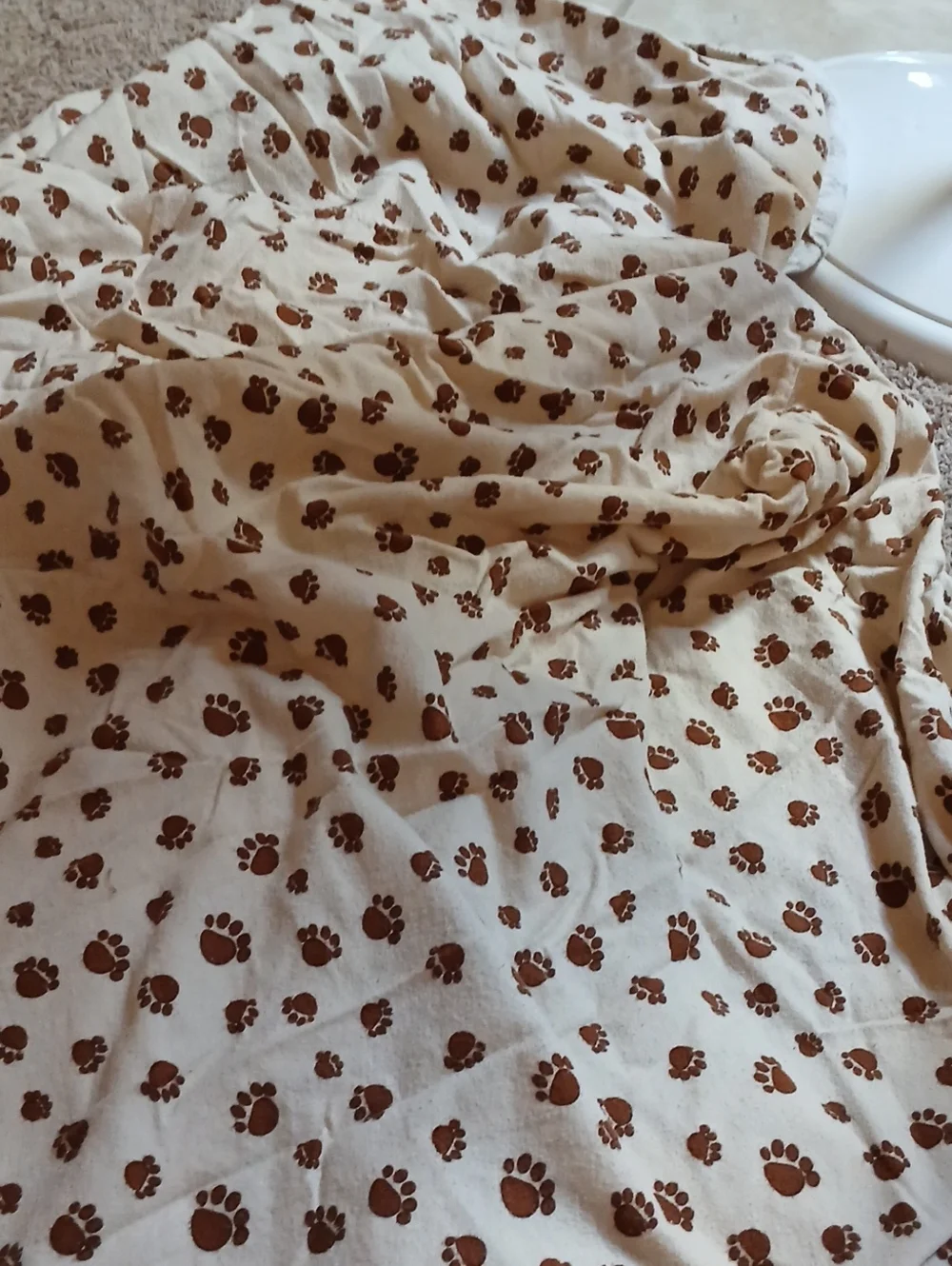 Woolrich Cream and Brown Paw Print Cotton Sheet